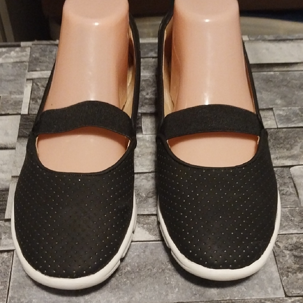 Women's Slip-On Mary Janes